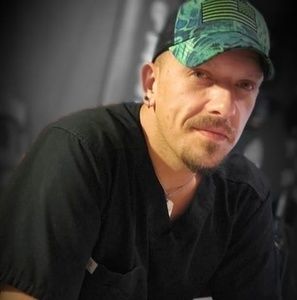 Meet your Posher, Joshua